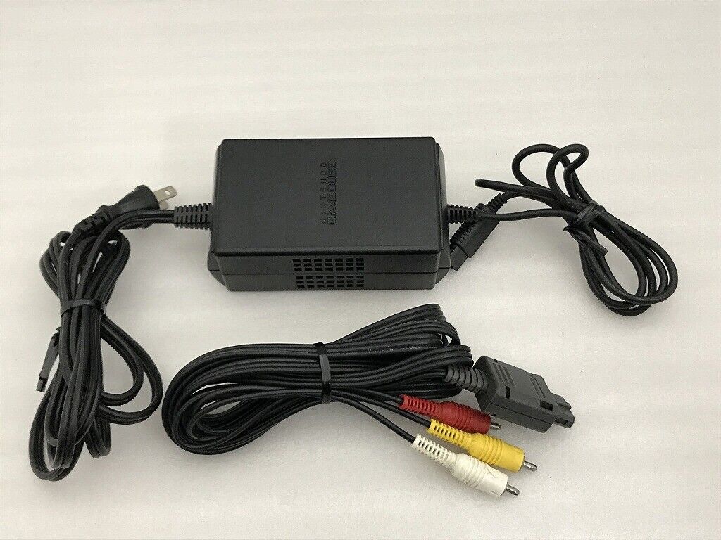 Nintendo GameCube with AV cable DOL-001 Used in Japan F/S