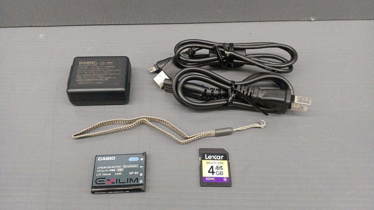 Casio Compact Digital Camera Model number: EX-ZS150 Used in Japan