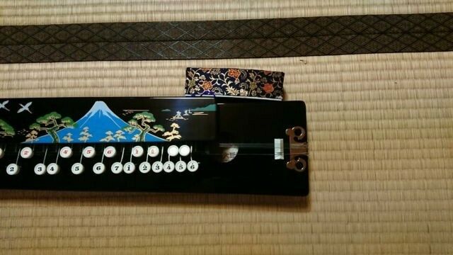 Japan peacock harp taishokoto ( goto ) musical instrument Near Mint Masao Koga