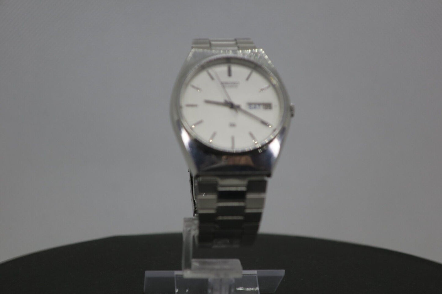 Vintage Rare Seiko Watch Type-II 7123-7080 Quartz Mens Used in Japan