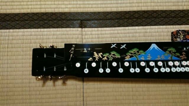 Japan peacock harp taishokoto ( goto ) musical instrument Near Mint Masao Koga