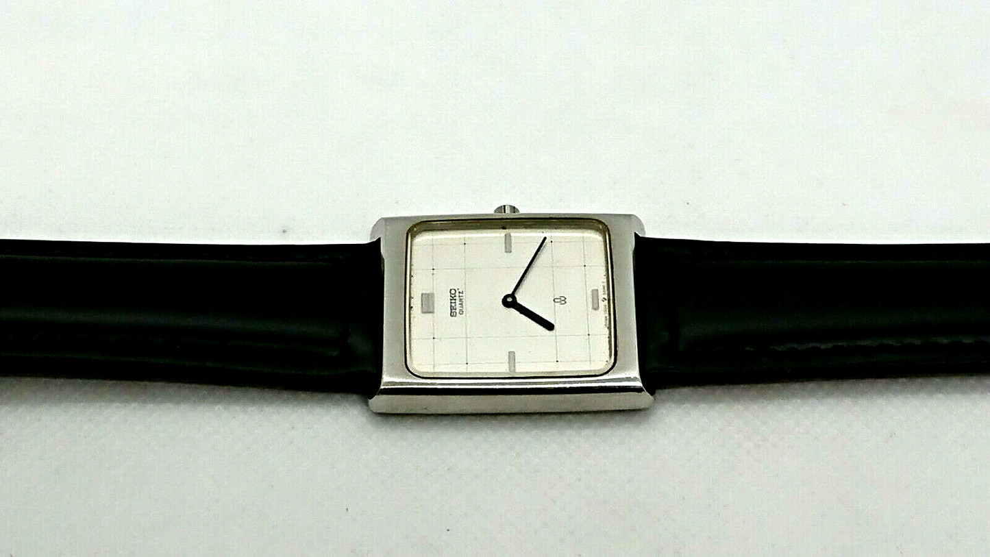 Vintage Seiko Chario Men's Quartz Wrist Watch Used in Japan