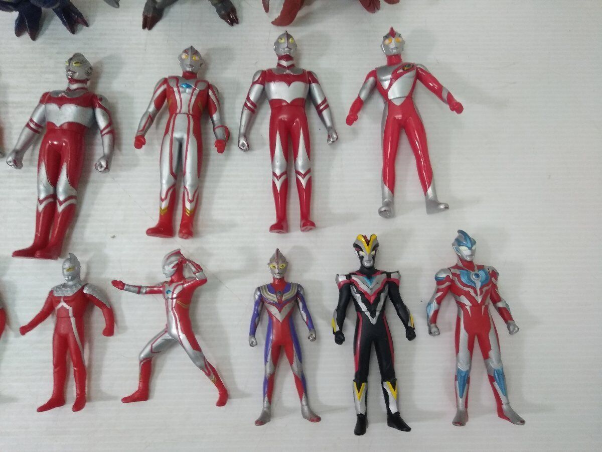 Rare Lots Ultraman Figures Soft Vinyl Ultraman & Monster 25 Set Used in Japan