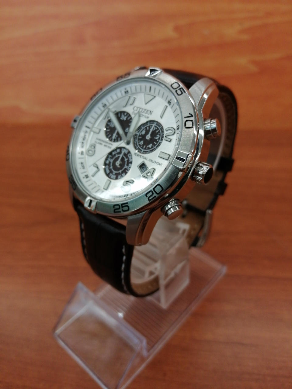 Citizen Watch Eco Drive Chronograph Solar Radio Wave BL5470-06A Used in Japan