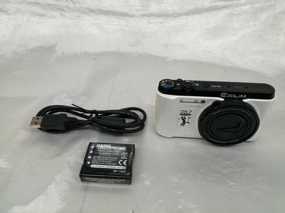 Casio Digital Camera Model number: EX-FC400S Used in Japan F/S