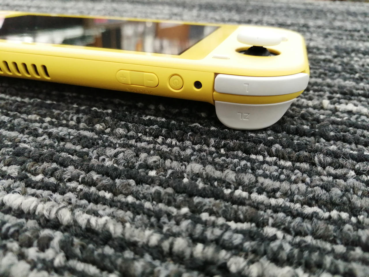 NINTENDO Switch Lite Yellow: HDH-001 Used in Japan F/S