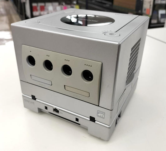 NINTENDO GameCube model number: DOL-001 Used in Japan F/S