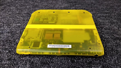 Rare NINTENDO model number: FTR-001 2DS Pokémon Pikachu Used in Japan F/S