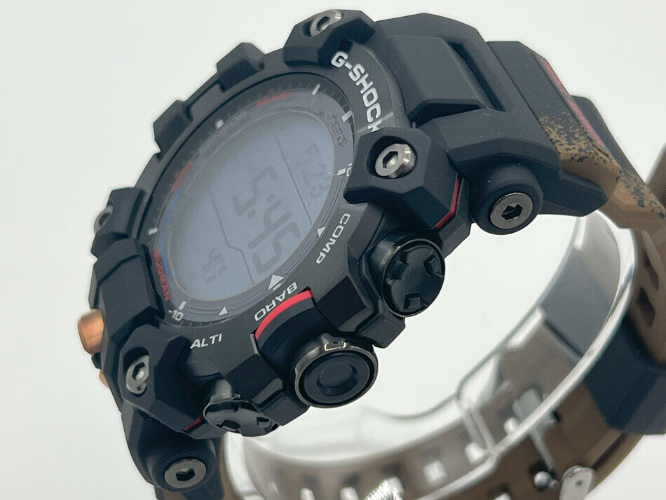 Rare CASIO Watch G-Shock Madman TEAM LAND CRUISER TOYOTA GW-9500TLC-1JR Used