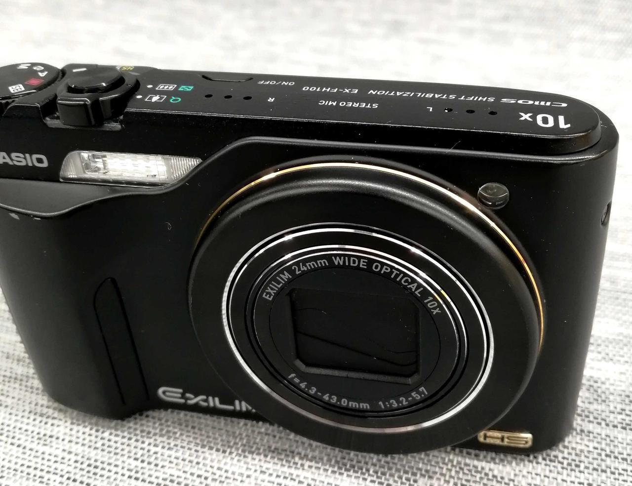 CASIO digital camera model number: EX-FH100 Used in Japan F/S