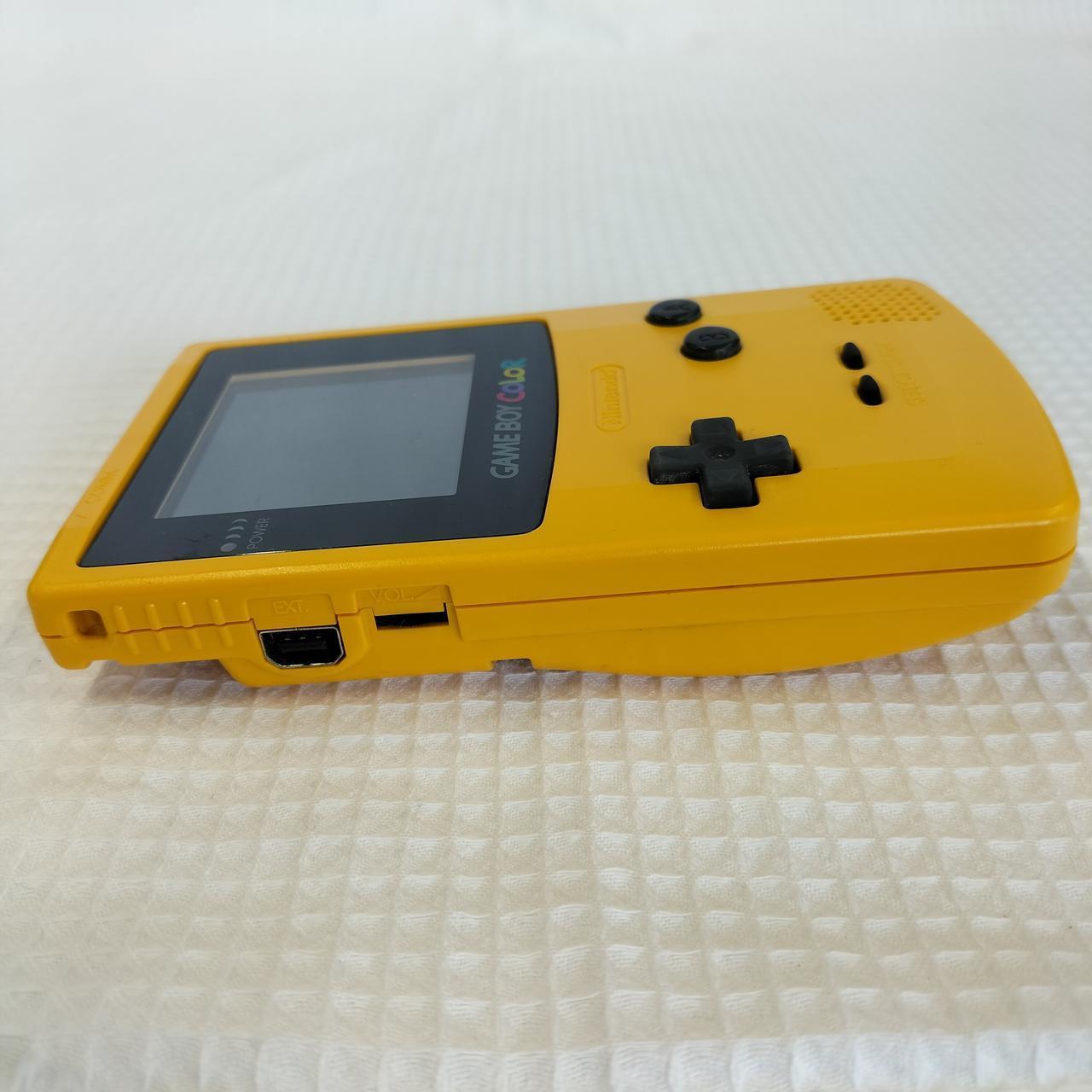 NINTENDO Game Boy Color CGB-001 Used in Japan F/S