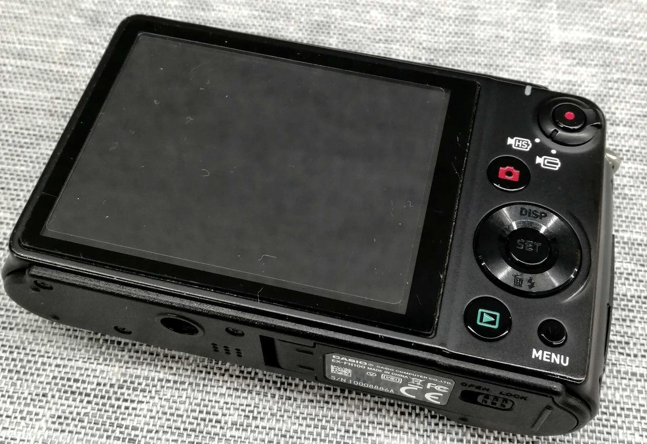 CASIO digital camera model number: EX-FH100 Used in Japan F/S