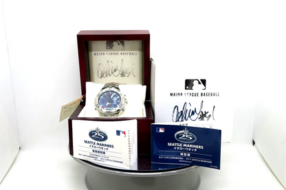 Mint Rare Citizen Watch Seattle Mariners 25th 51 Ichiro Special Model Used F/S