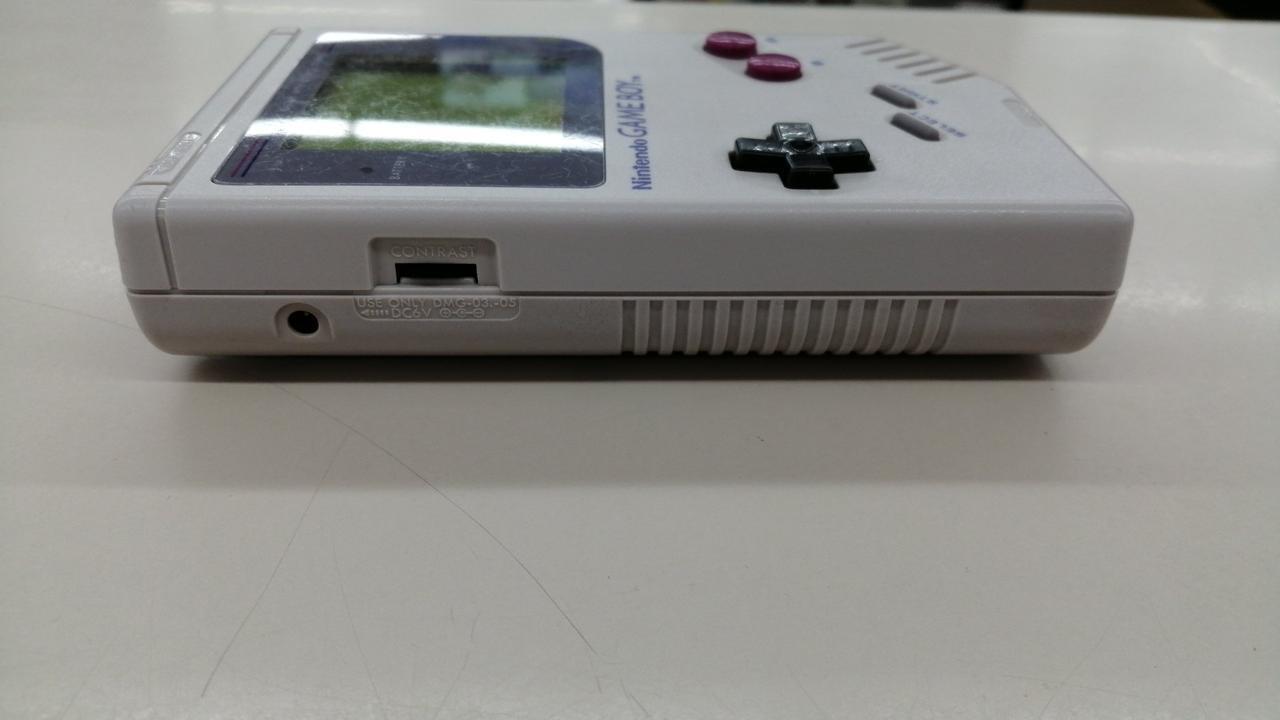 Rare NINTENDO GAMEBOY model number: DMG-01 Used in Japan F/S