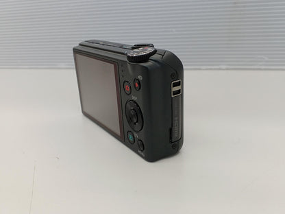 Casio Digital Camera Model number: EX-ZR100 Used in Japan F/S