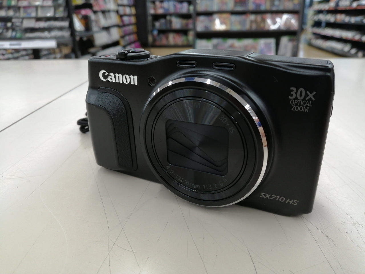 Canon Digital Camera Model number: SX710HS Used in Japan F/S