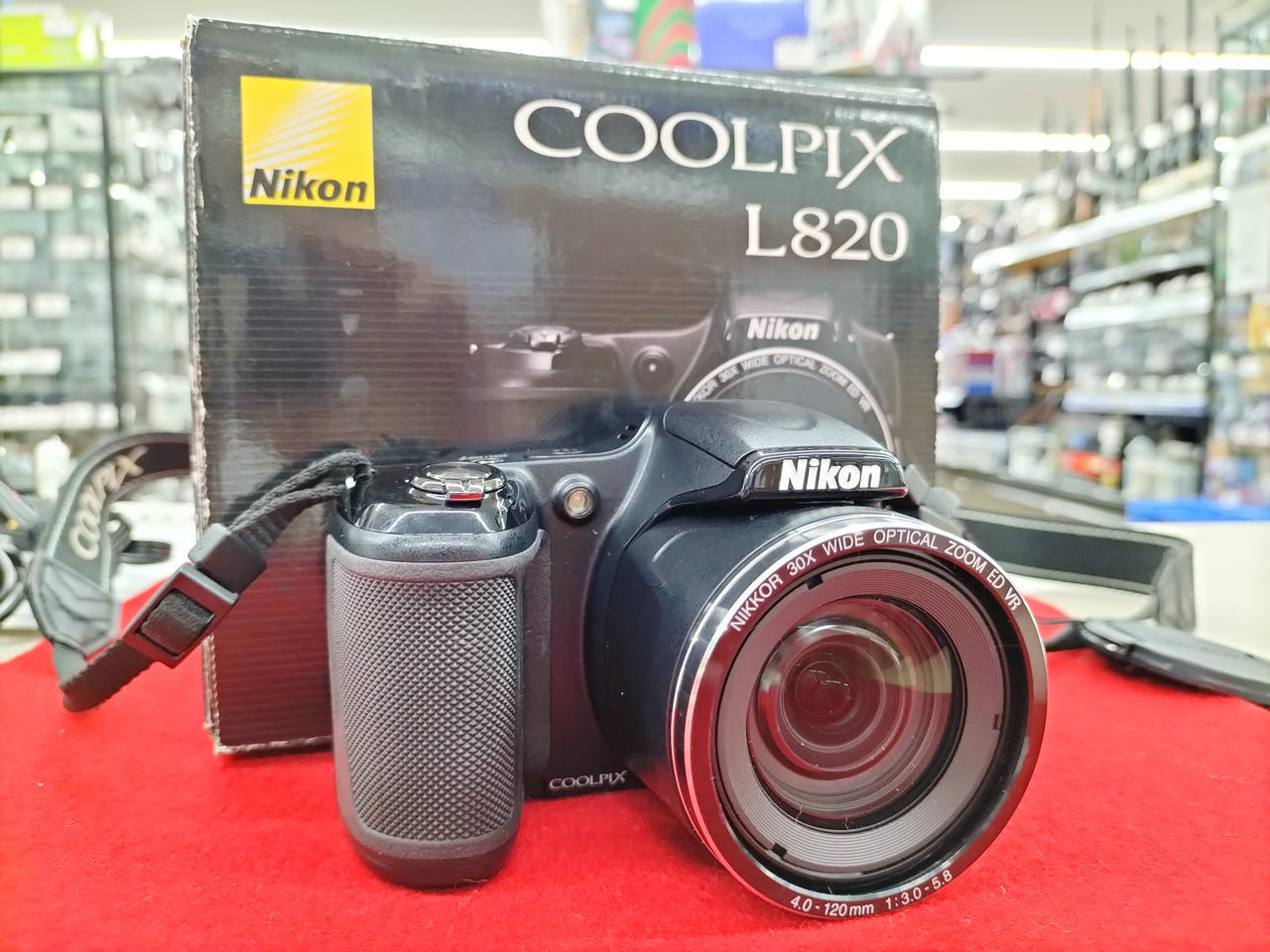 NIKON Digital Camera COOLPIX L820 w/box Used in Japan F/S