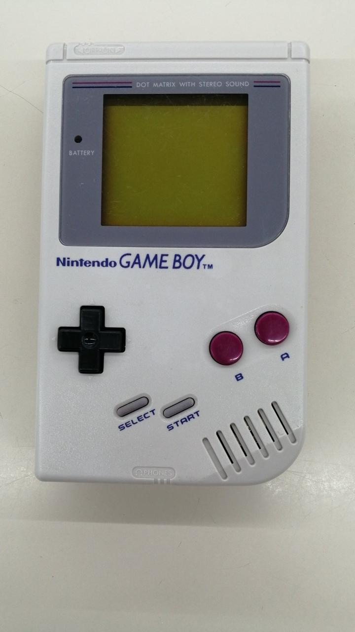 Nintendo Gameboy Model Number: DMG-001 Used in Japan F/S