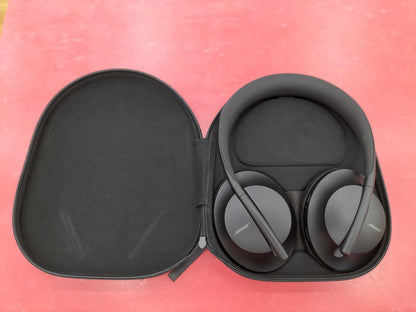 BOSE Model number: NCHDPHS700BLK wireless headphones Used in Japan