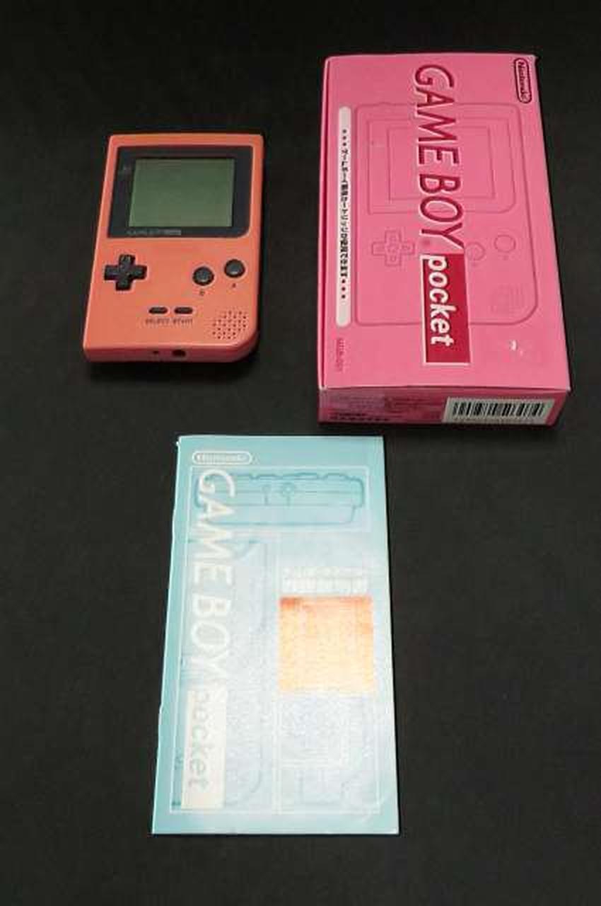 NINTENDO Game Boy Pocket Model Number: MGB-001 Used in Japan F/S