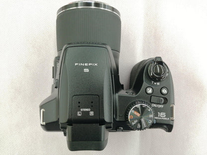 Fujifilm Digital Camera Model number: FINEPIX S9800 Used in Japan F/S