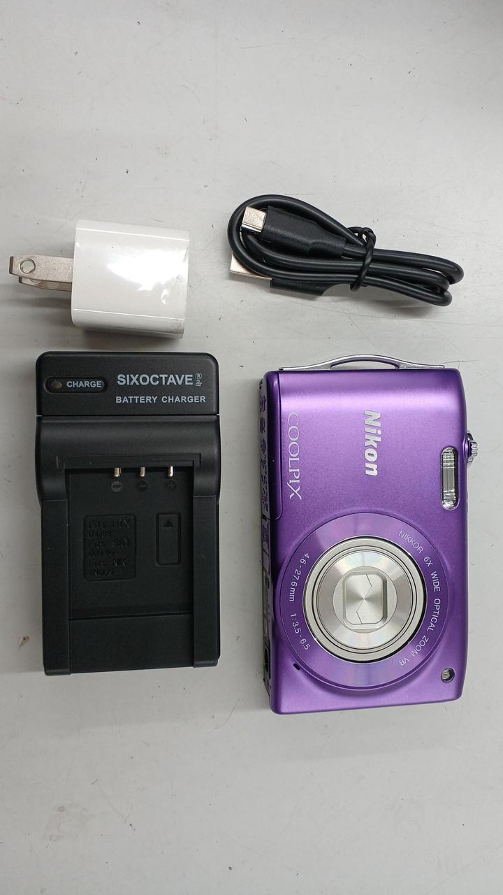 Nikon Coolpix Digital camera Model number: S3300 Used in Japan F/S