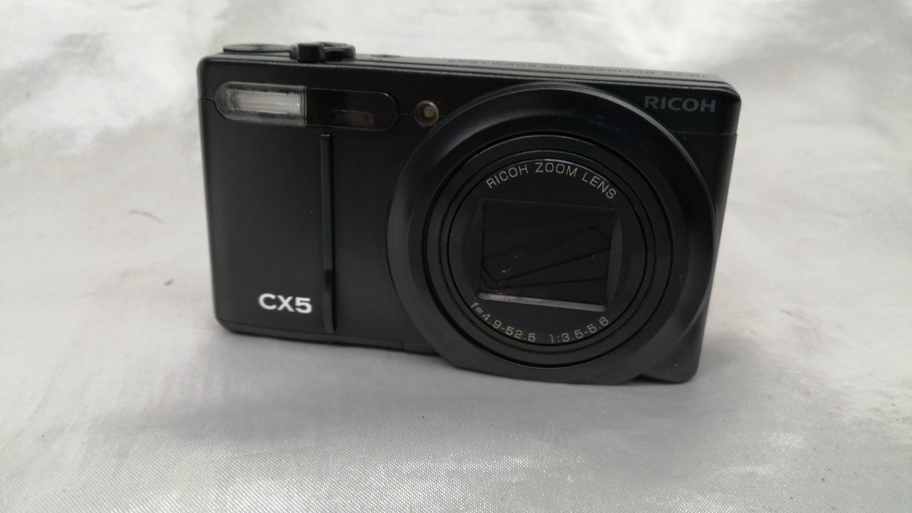 Ricoh Digital Camera Model number: CX5 Used in Japan F/S