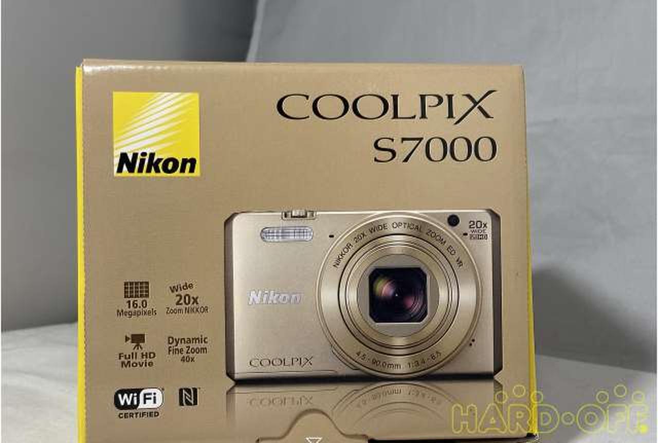 Near Mint Nikon Compact Digital Camera COOLPIX S7000 w/box Used in Japan F/S