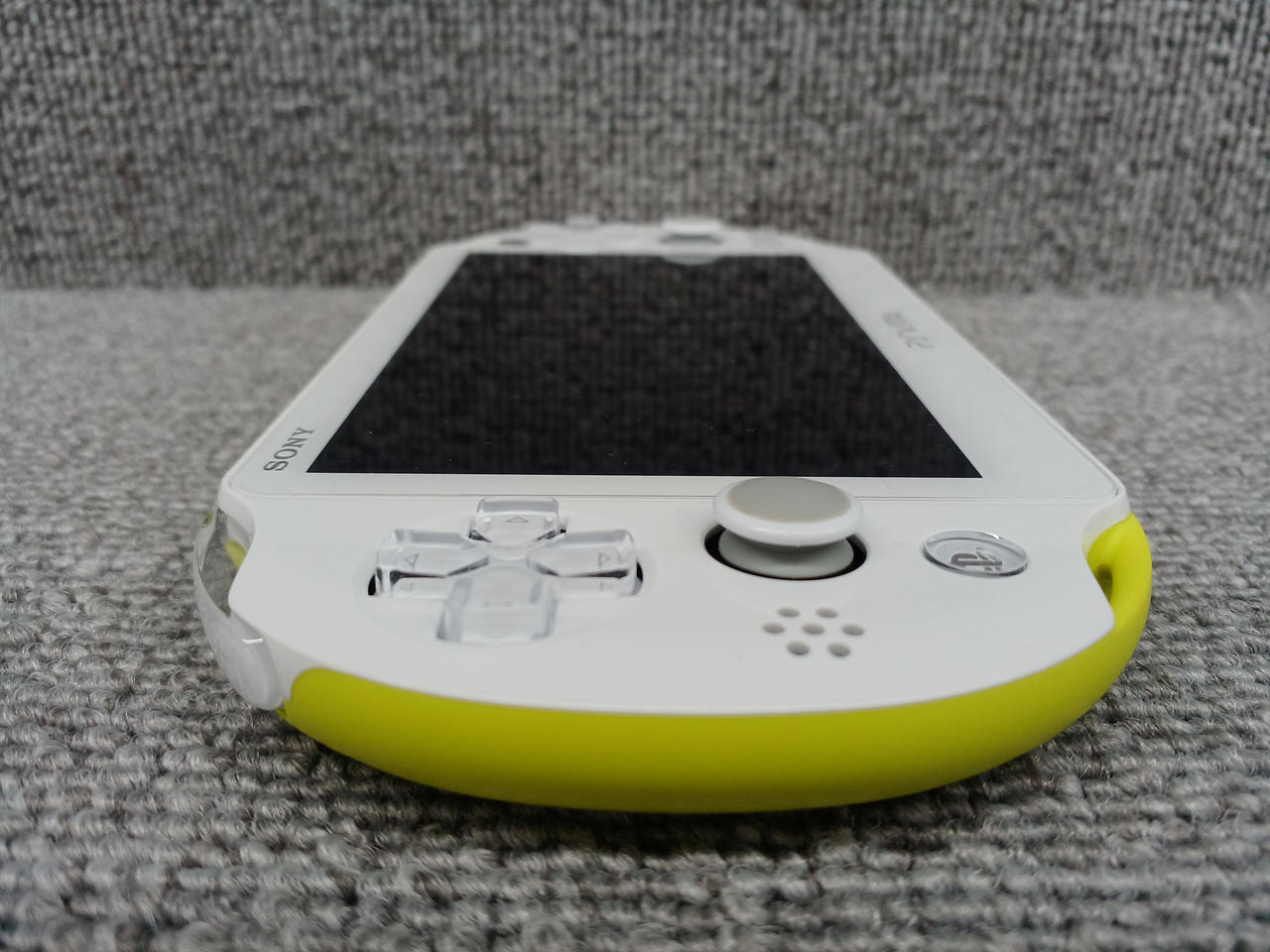 Sony PS VITA main unit PCH-2000 Used in Japan