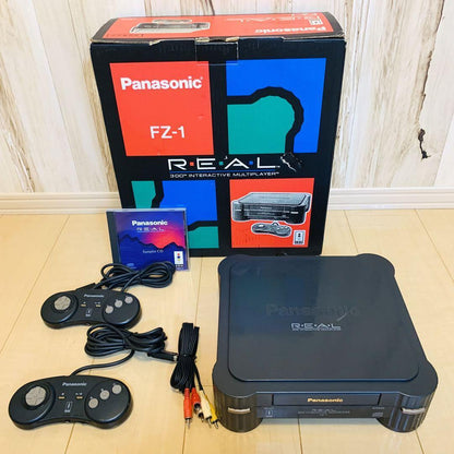 Rare Vintage Panasonic REAL 3DO FZ-1 Video Game Consoles w/box Used in Japan