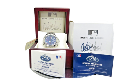 Mint Rare Citizen Watch Seattle Mariners 25th 51 Ichiro Special Model Used F/S