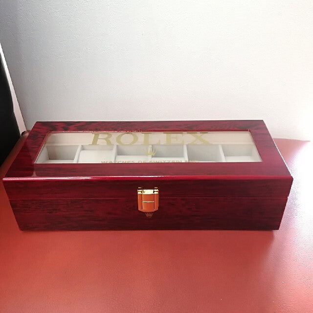 Rare Rolex watch display case containing 6 watches Used in Japan