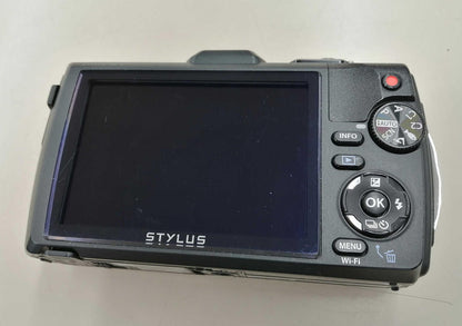 OLYMPUS Model number: TG-4 Compact Digital Camera Used in Japan