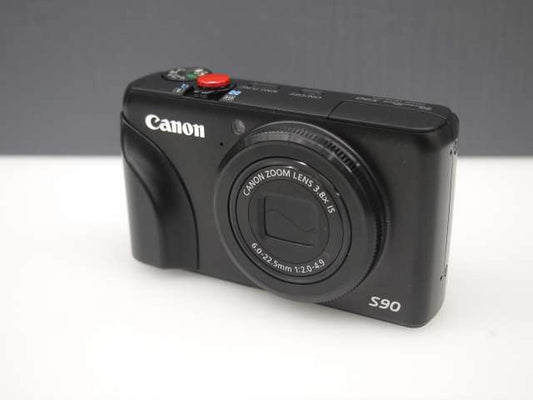 CANON Digital Camera Model number: POWER SHOT S90 Used in Japan