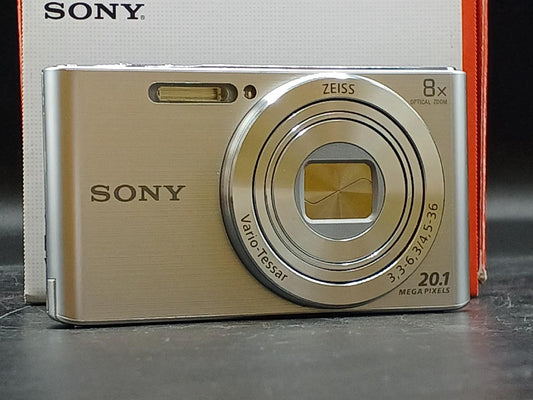 Sony Compact Digital Camera Model number: DSC-W830 Used in Japan