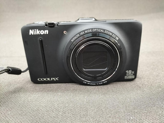 NIKON Model number: COOLPIX S9300 Compact Digital Camera Used in Japan