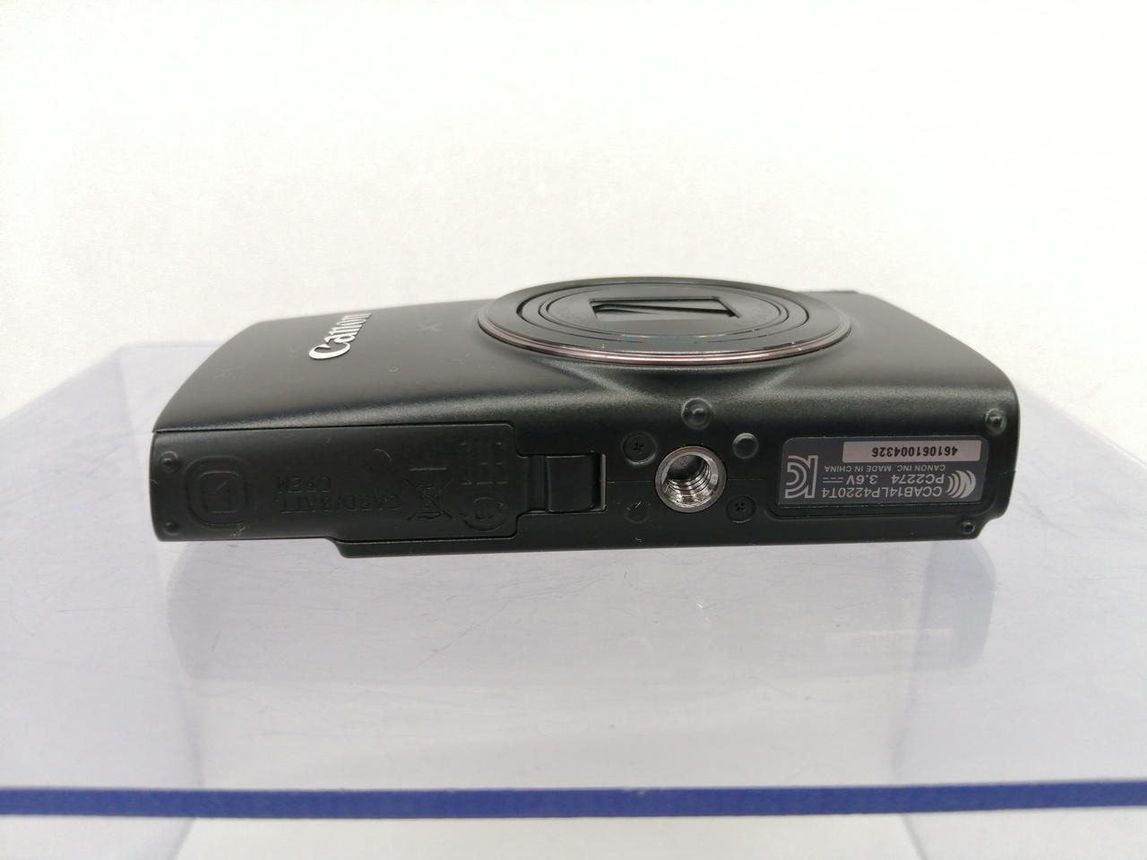 CANON Model number: IXY650 Compact Digital Camera Used in Japan