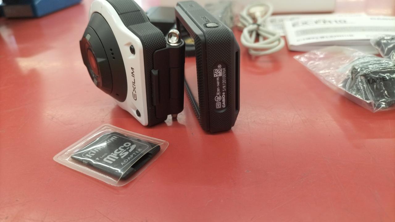 CASIO Model Number: EX-FR10 Compact Digital Camera Used in Japan