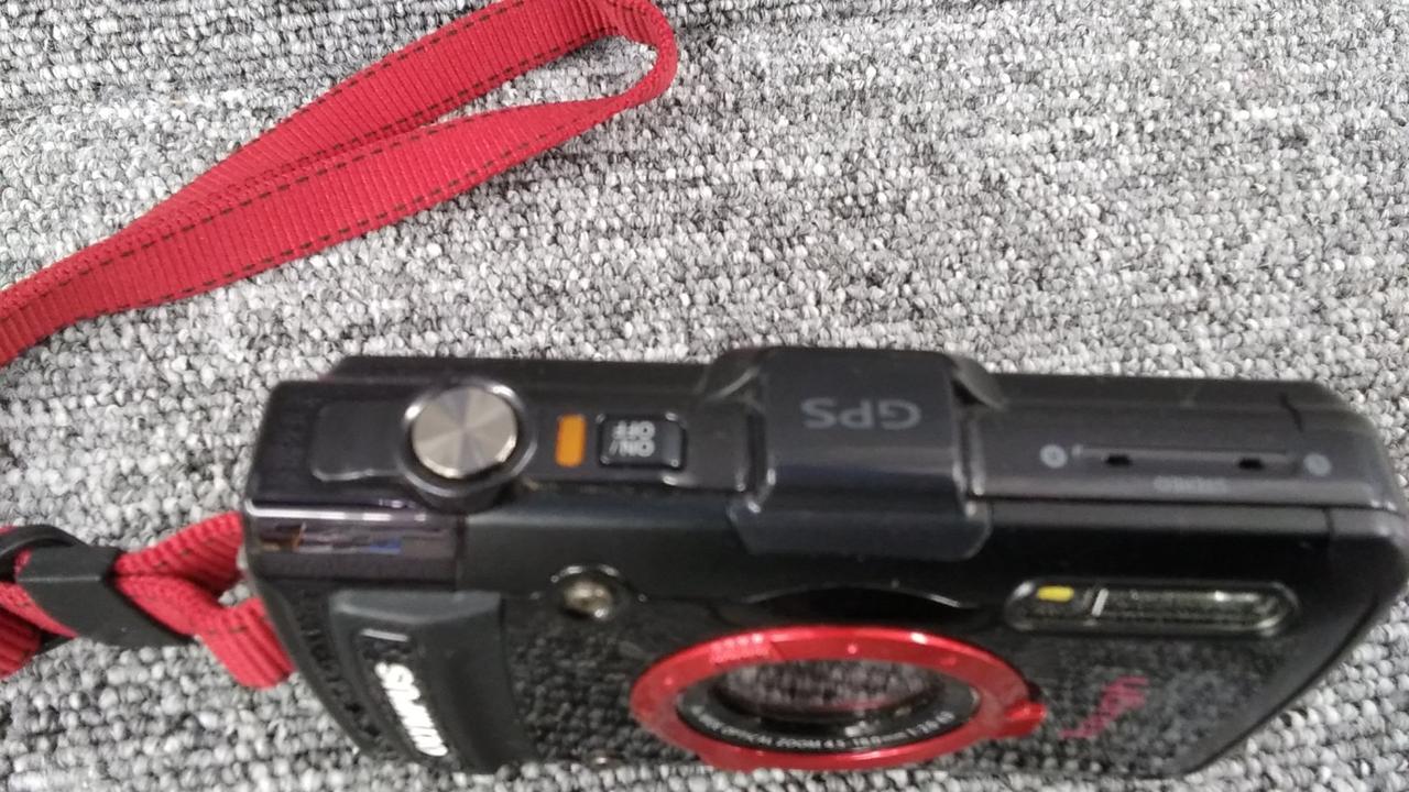 OLYMPUS Digital Camera Model number: TG-2 Used in Japan