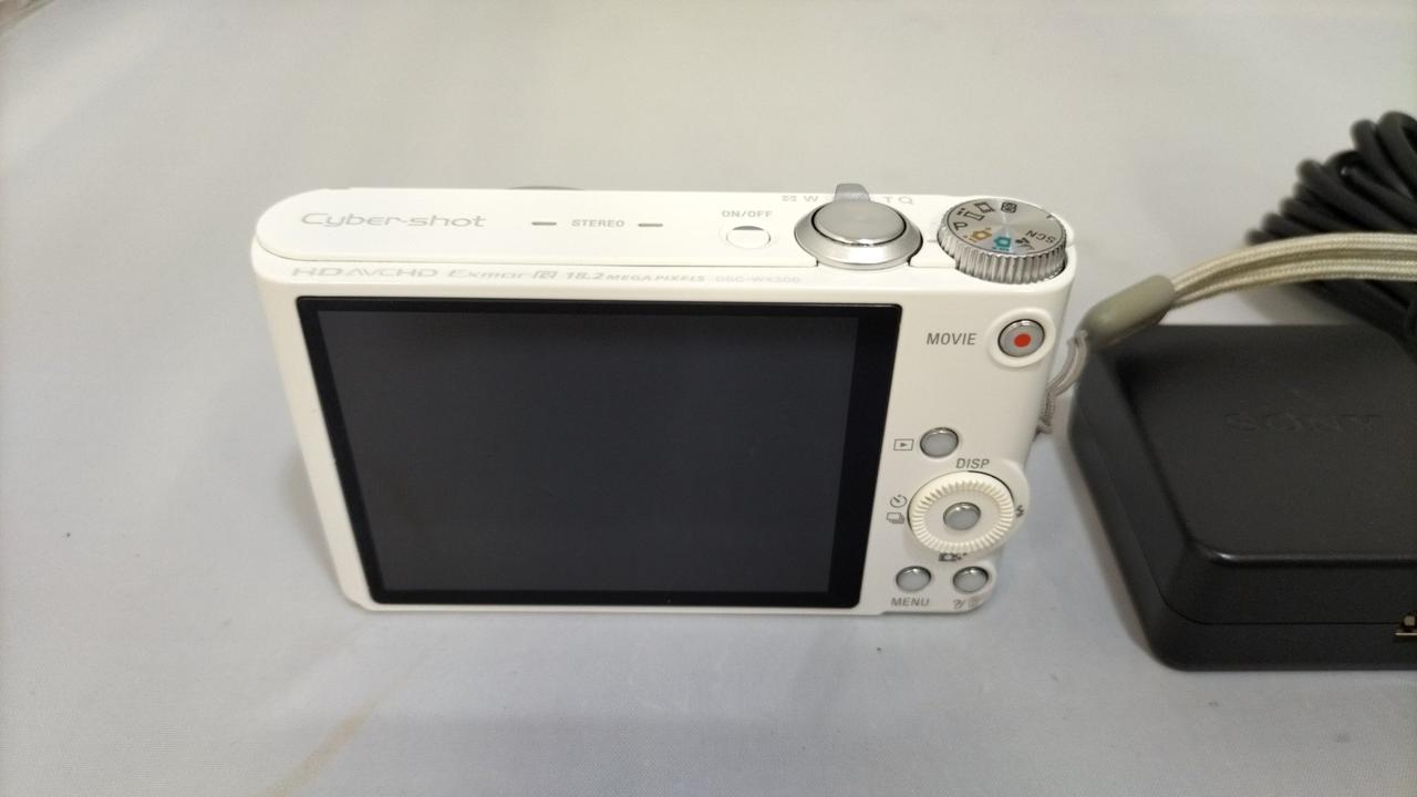 Sony Compact Digital Camera Model number: DSC-WX300 Used in Japan
