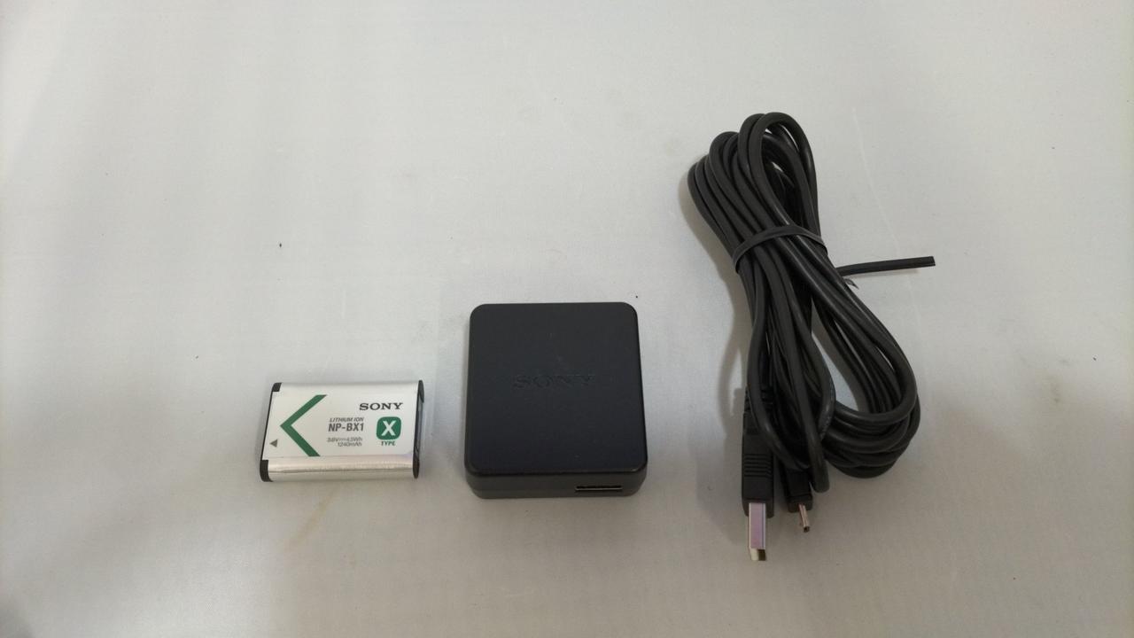 Sony Compact Digital Camera Model number: DSC-WX300 Used in Japan