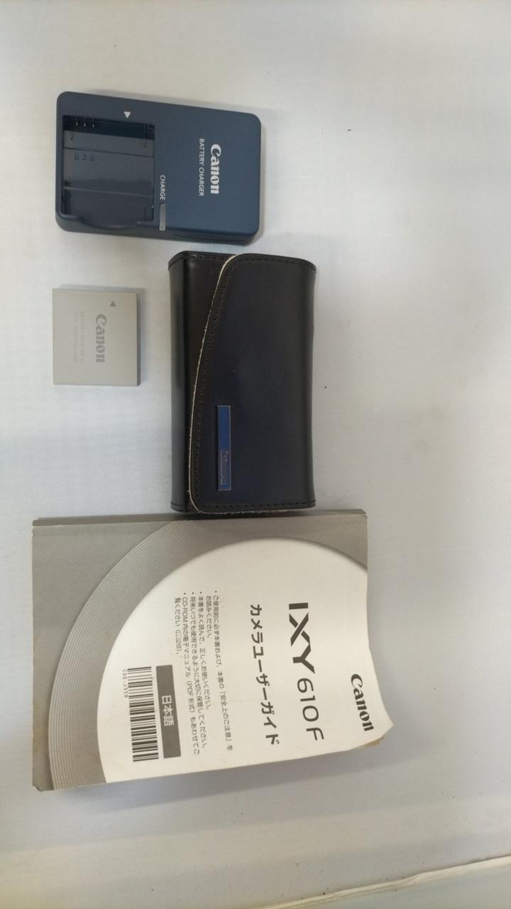 Canon Compact Digital Camera Model number: IXY 610F Used in Japan