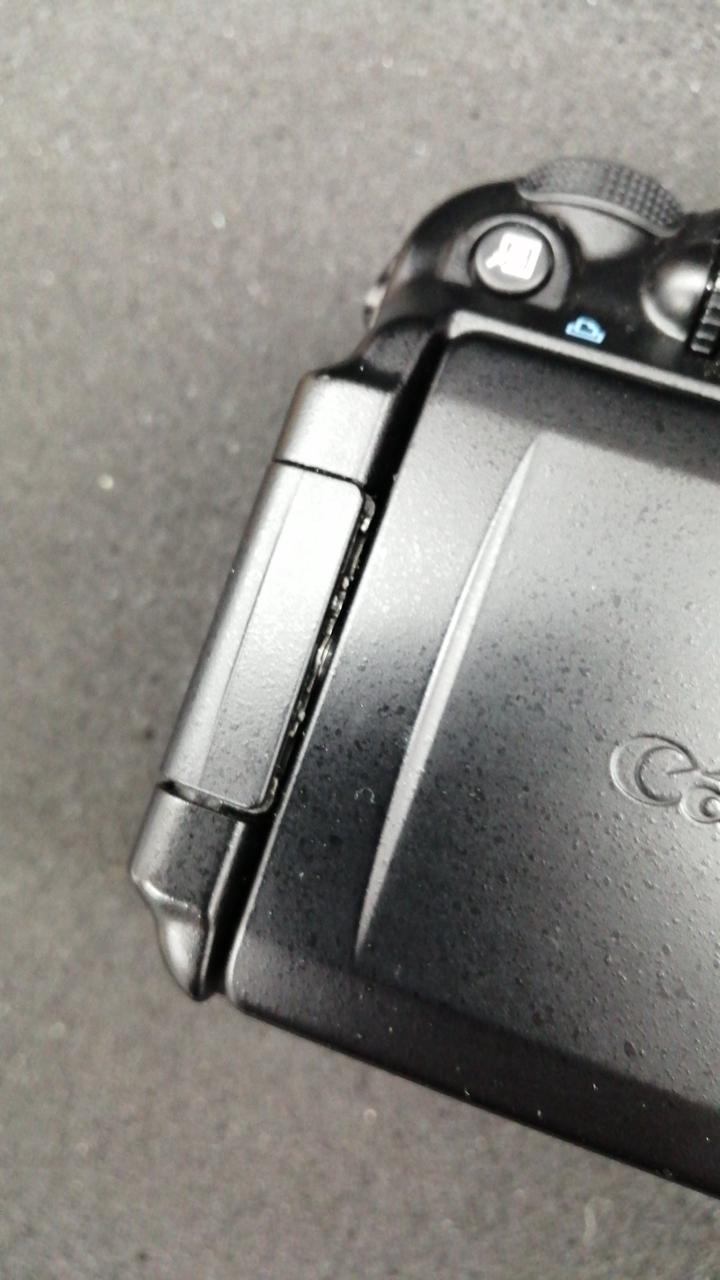 Digital camera CANON model number: POWER SHOT G11