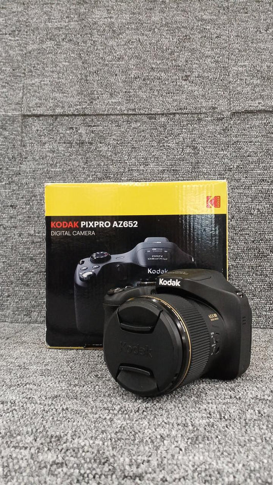 Kodak Compact Digital Camera Model number: PIXPRO AZ652 Used in Japan