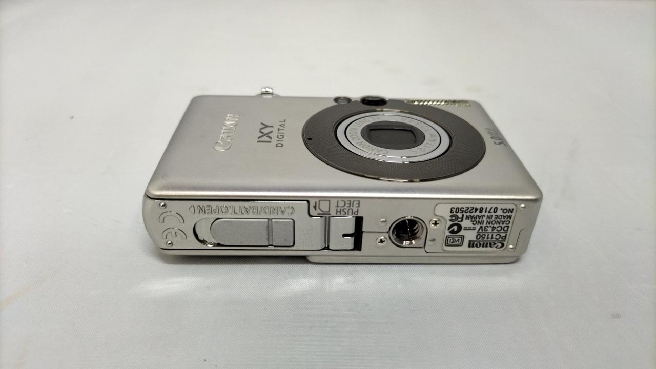 Canon IXY 55 digital camera Used in Japan