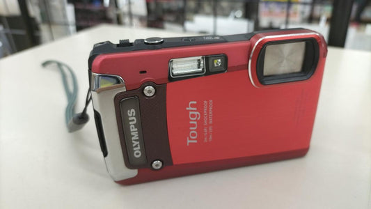 Olympus Compact Digital Camera Model number: TG-820 Used in Japan