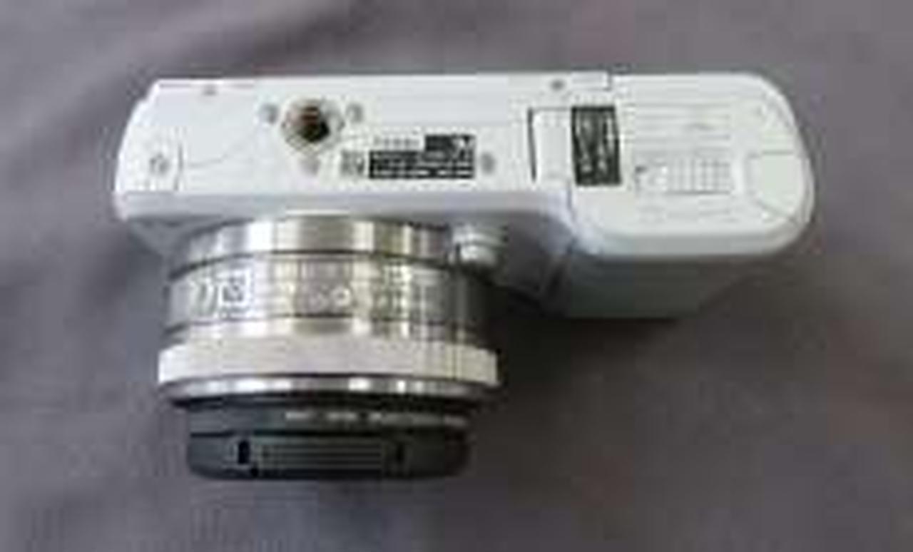 Sony Model Number：NEX-3D Digital camera Used in Japan