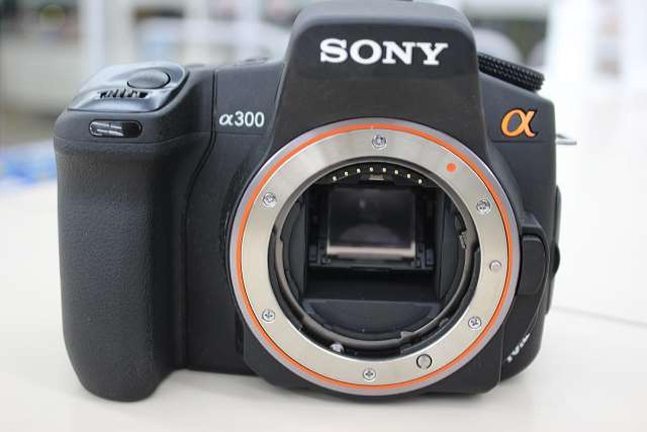 Sony Model Number：DSLR-A300 Digital camera Used in Japan