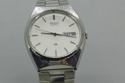Vintage Rare Seiko Watch Type-II  7123-7080 Quartz Mens Used in Japan