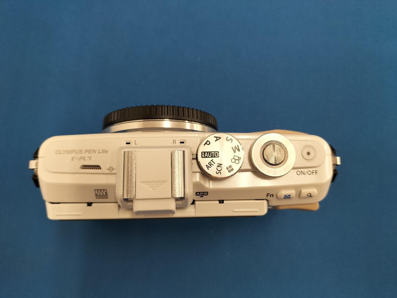 OLYMPUS Model number：E-PL7 Digital Camera Used in Japan